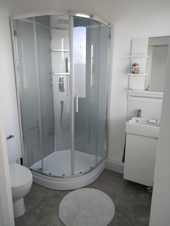 L Atelier Apartment Courtisols Екстериор снимка
