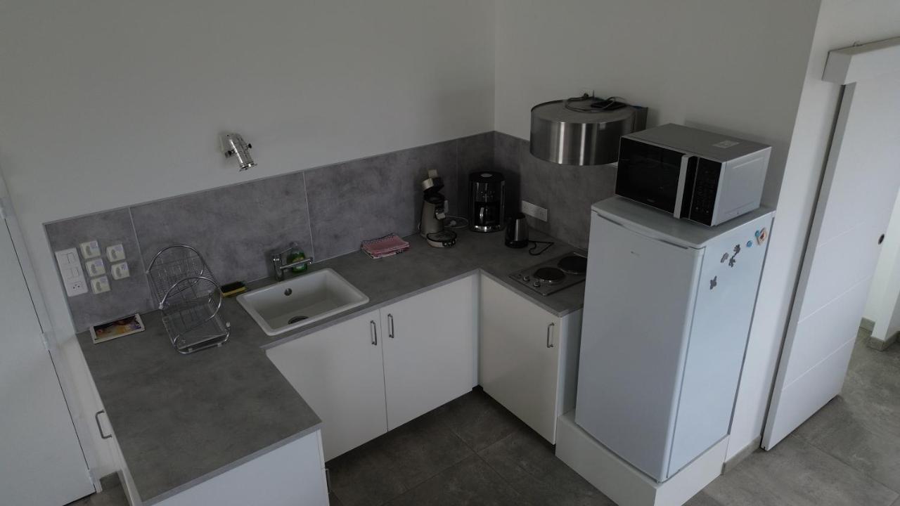 L Atelier Apartment Courtisols Екстериор снимка
